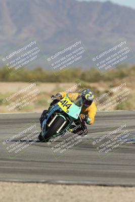 media/Oct-04-2025-CVMA (Sat) [[408bcdd6e4]]/Race 14-500-400-350 Supersport/